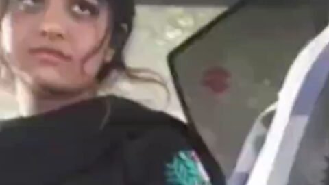 Amna Ahsan With Boyfriend In Car Porn XVideo